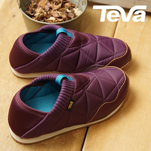 Teva Shoes - Women's Teva Ember Moc